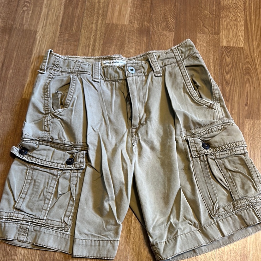 Men's Tan Cargo Shorts